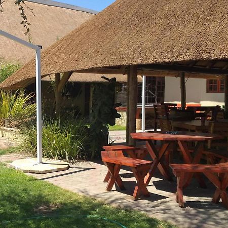 Hotel Uitkyk Guest Farm Usakos Esterno foto