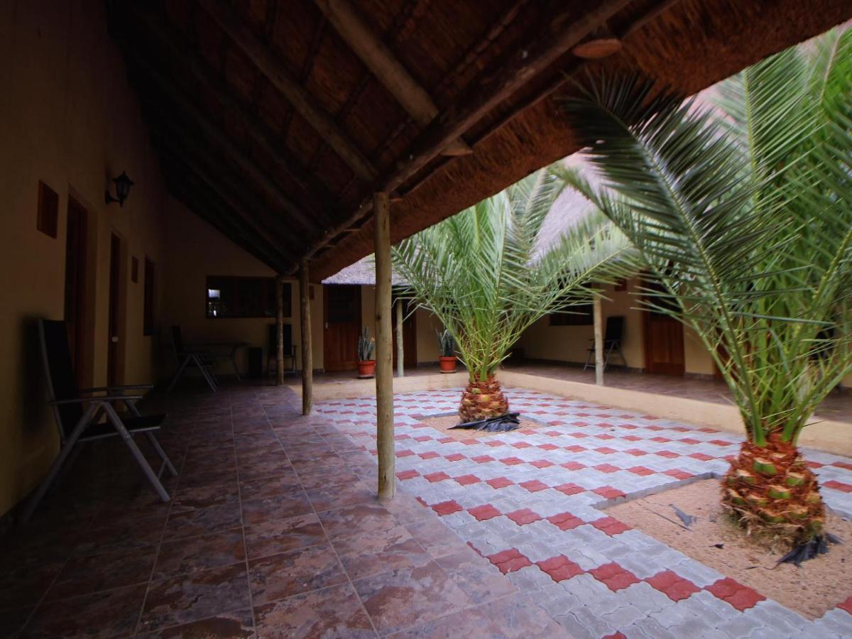 Hotel Uitkyk Guest Farm Usakos Esterno foto