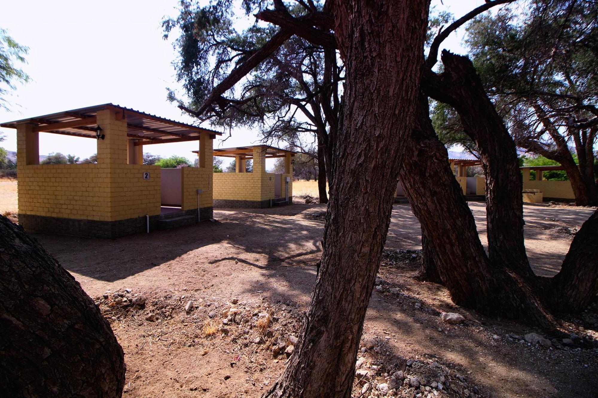 Hotel Uitkyk Guest Farm Usakos Esterno foto